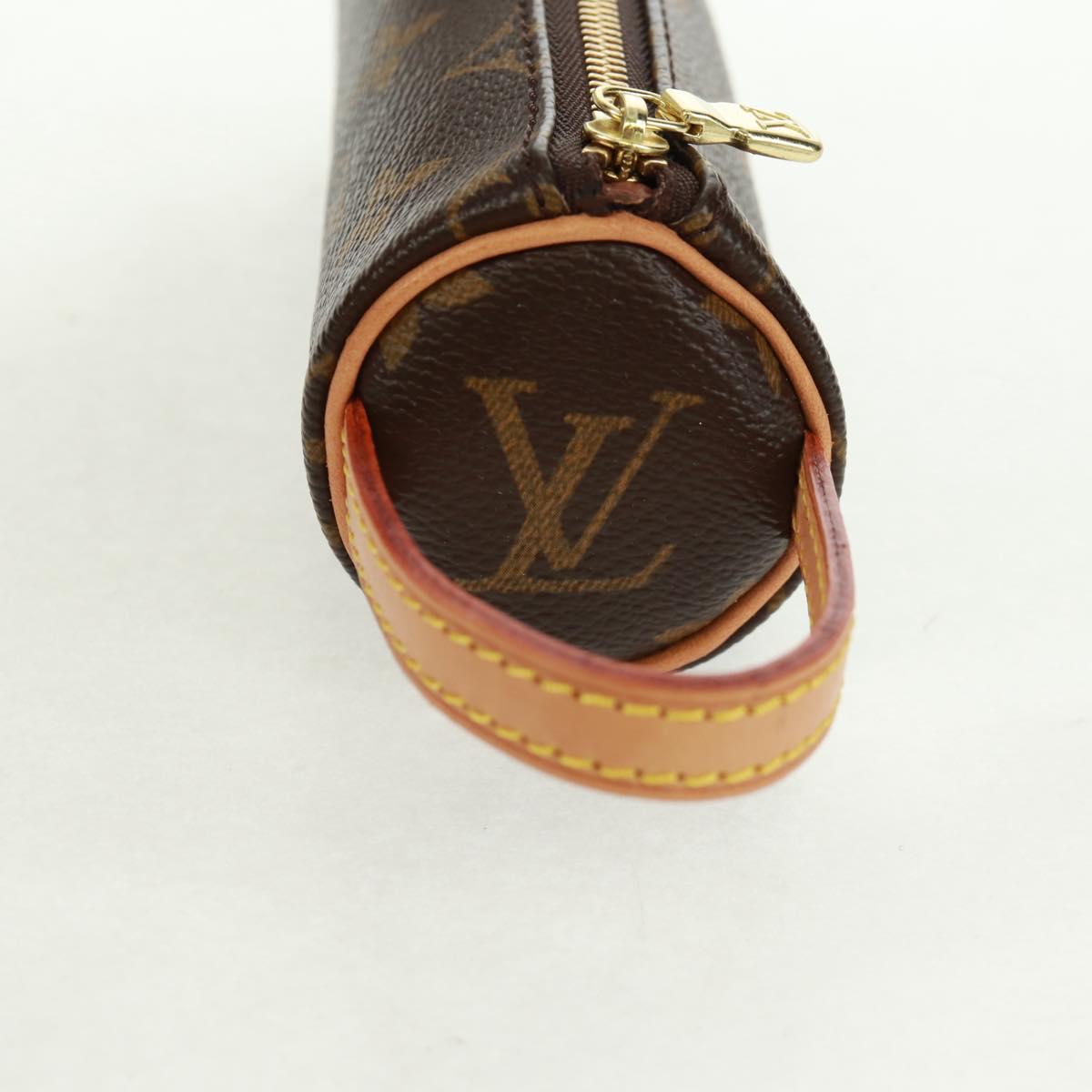 LOUIS VUITTON Monogram Pouch LV Auth 163479V