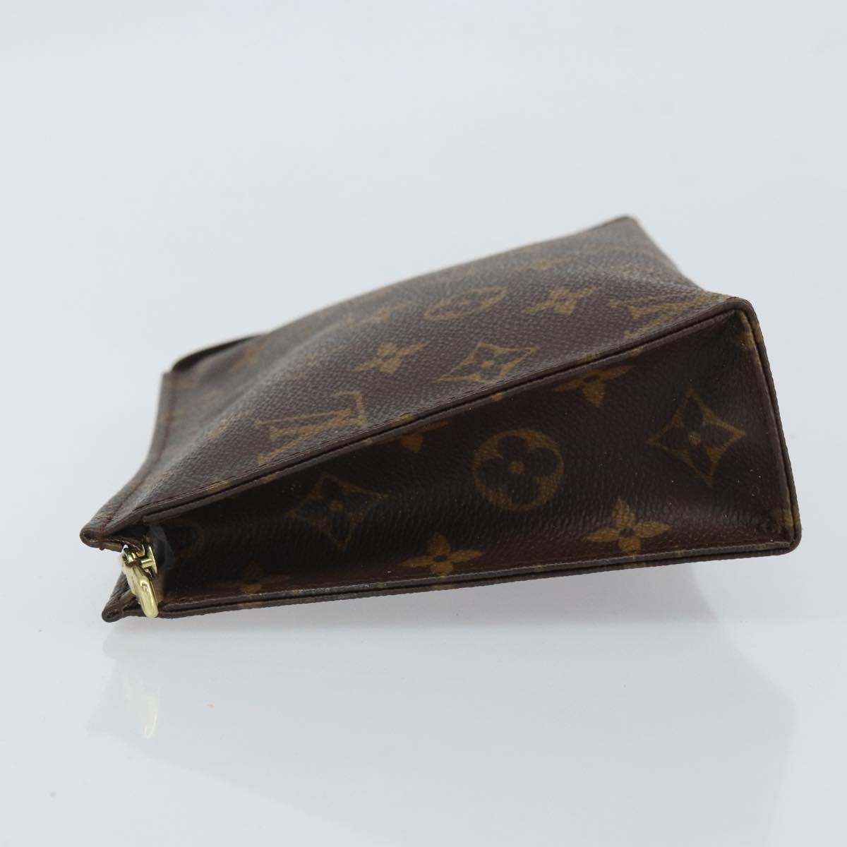 LOUIS VUITTON Monogram Poche Toilette 19 Pouch M47544 LV Auth 163682