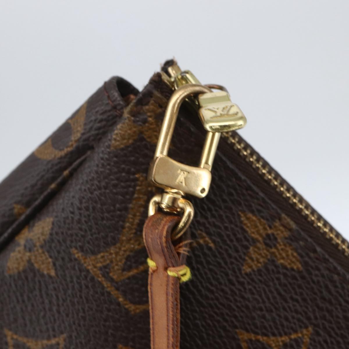 LOUIS VUITTON Monogram Pochette Accessoires Pouch M51980 LV Auth 163695