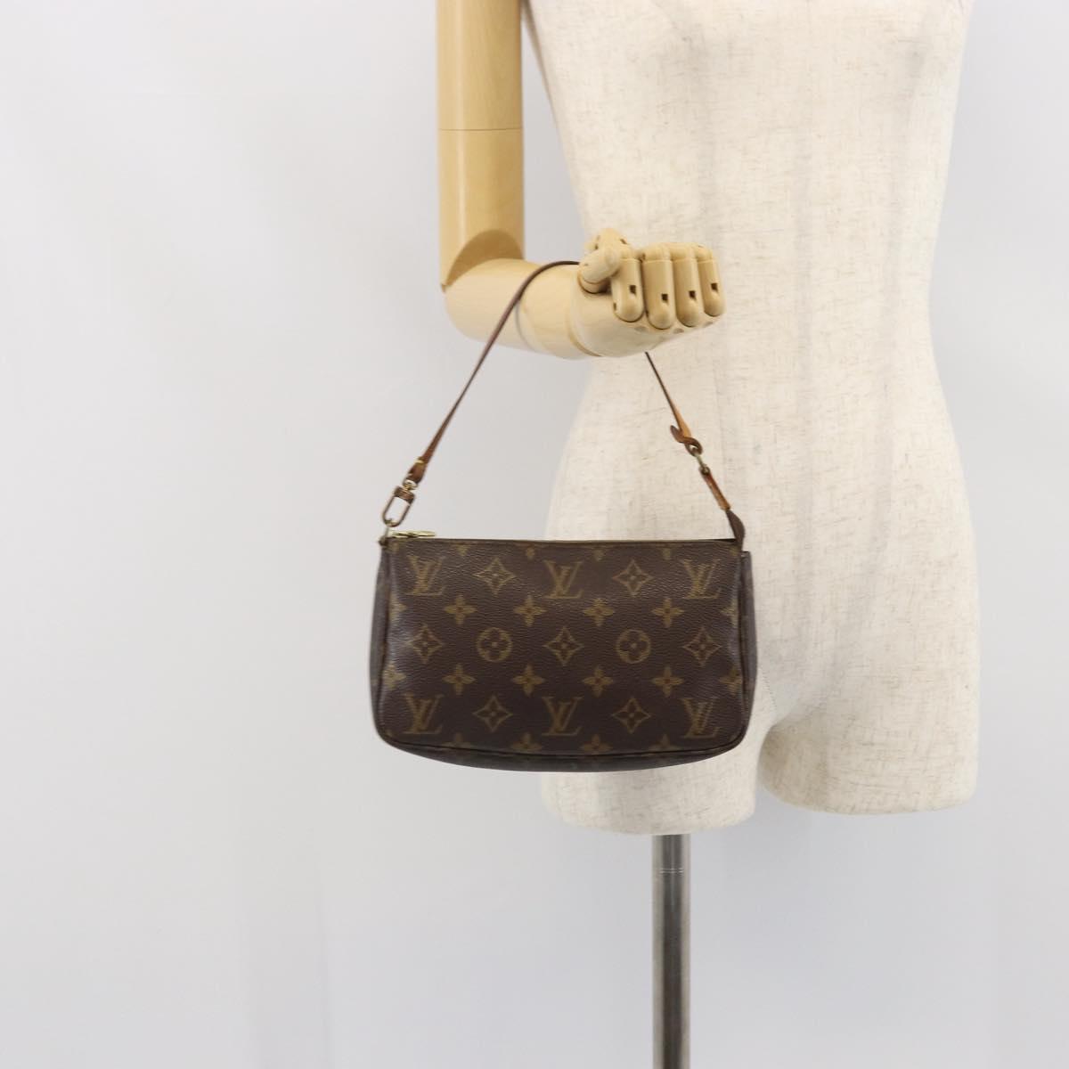 LOUIS VUITTON Monogram Pochette Accessoires Pouch M51980 LV Auth 163696