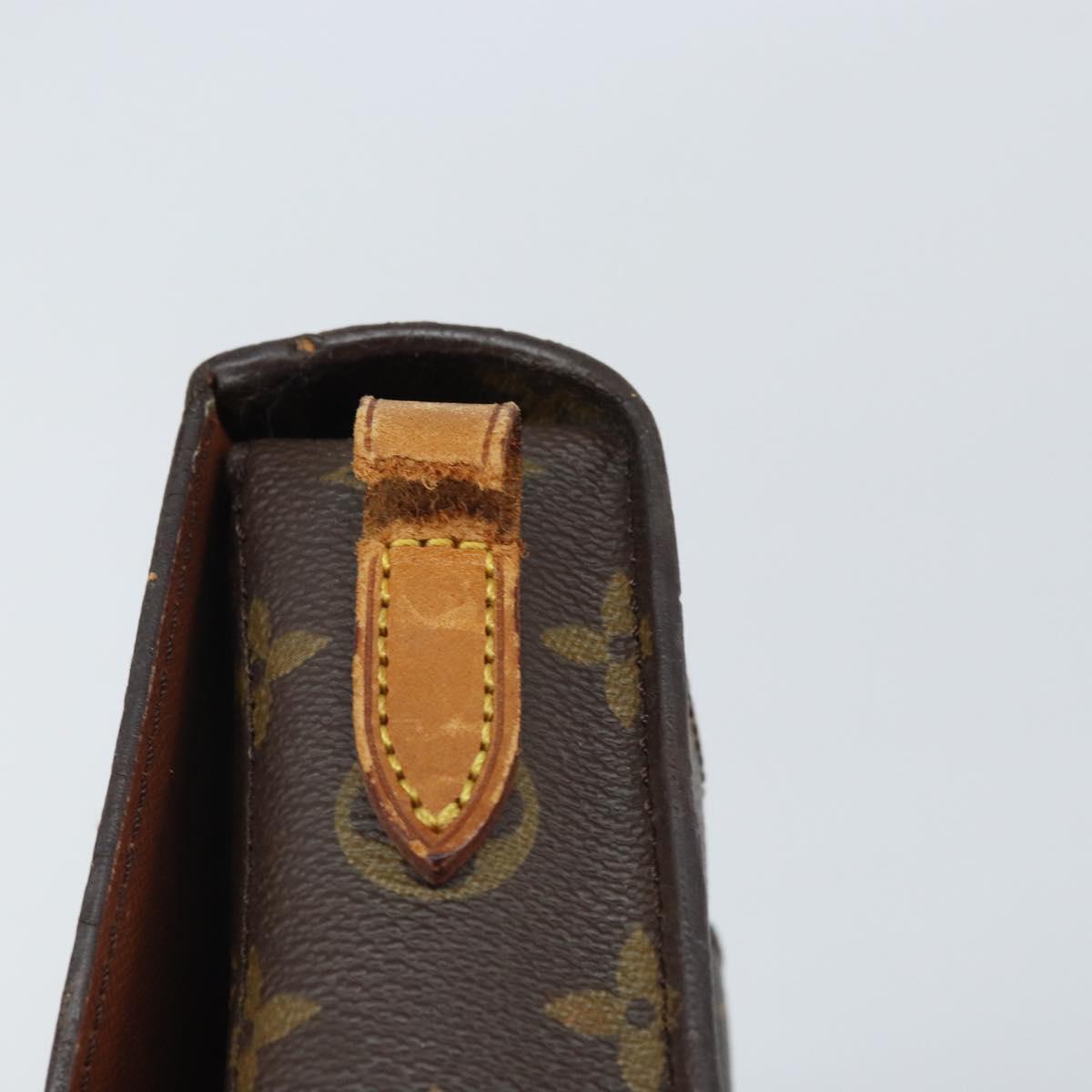 LOUIS VUITTON Monogram Saint Cloud MM Shoulder Bag M51243 LV Auth 163799