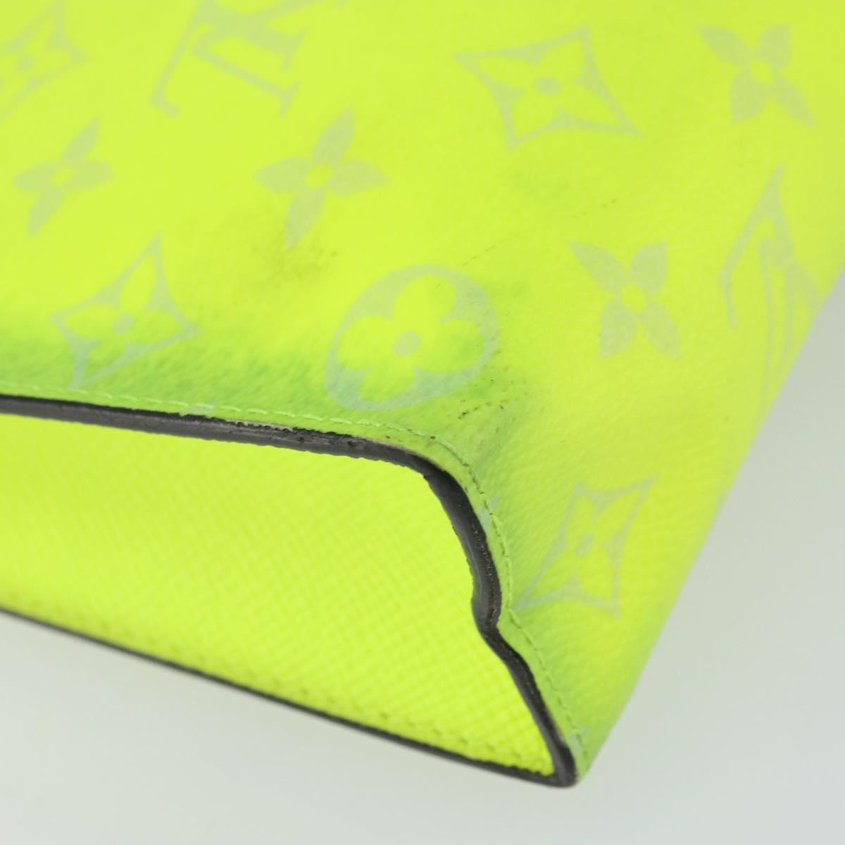 LOUIS VUITTON Taiga Pochette Voyager MM Clutch Bag Jaune LV Auth 163964