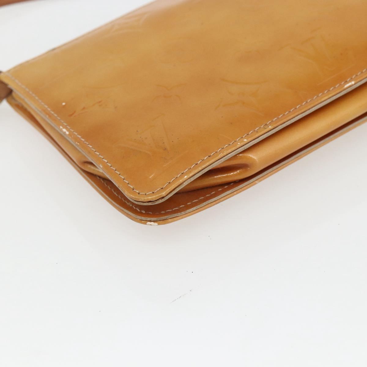 LOUIS VUITTON Monogram Vernis Lexington Accessory Pouch Beige M91010 Auth 164080