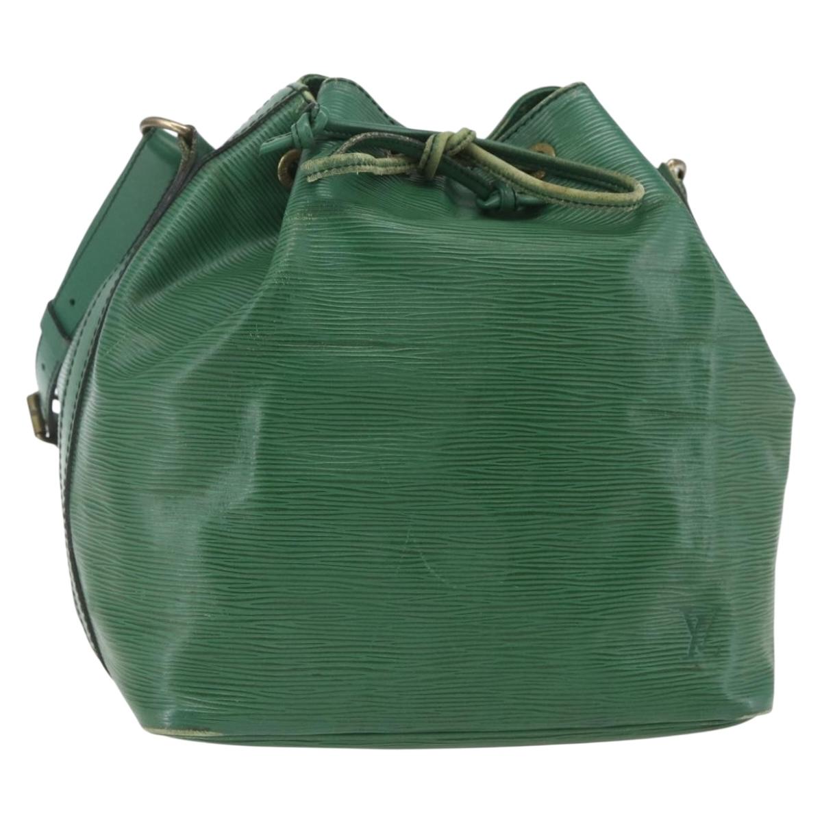 LOUIS VUITTON Epi Petit Noe Shoulder Bag Green M44104 LV Auth 164149