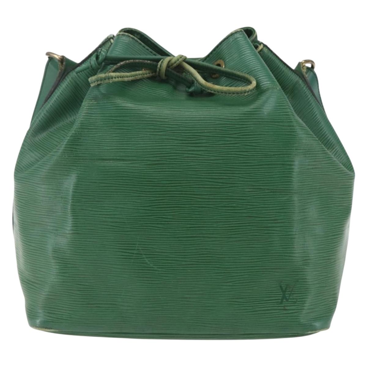 LOUIS VUITTON Epi Petit Noe Shoulder Bag Green M44104 LV Auth 164149