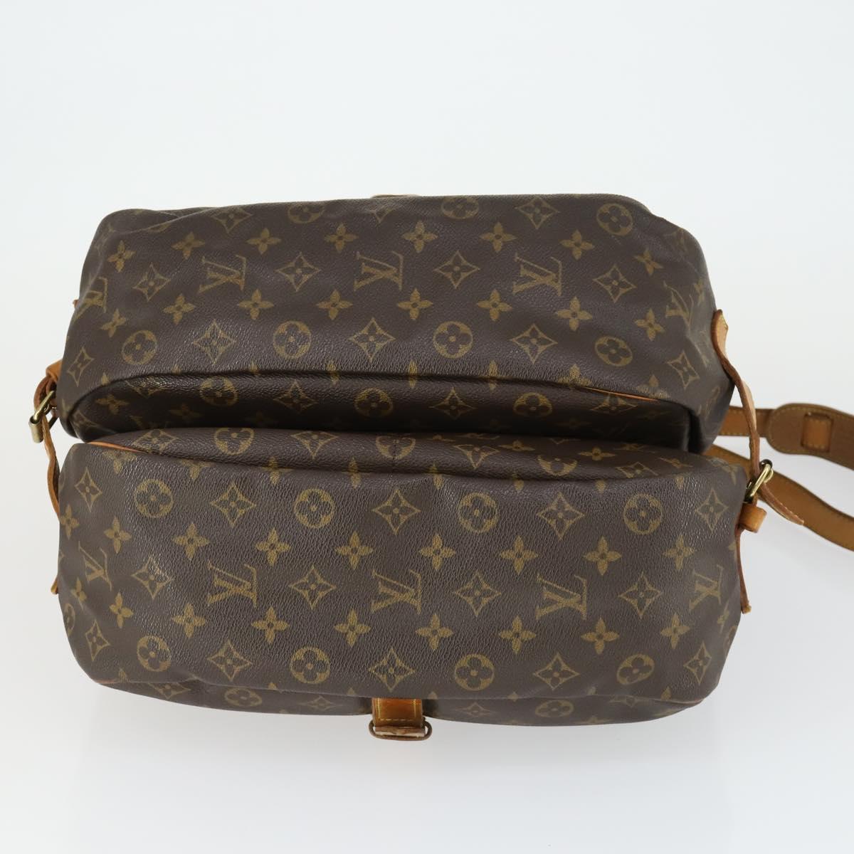 LOUIS VUITTON Monogram Saumur 35 Shoulder Bag M42254 LV Auth 164199