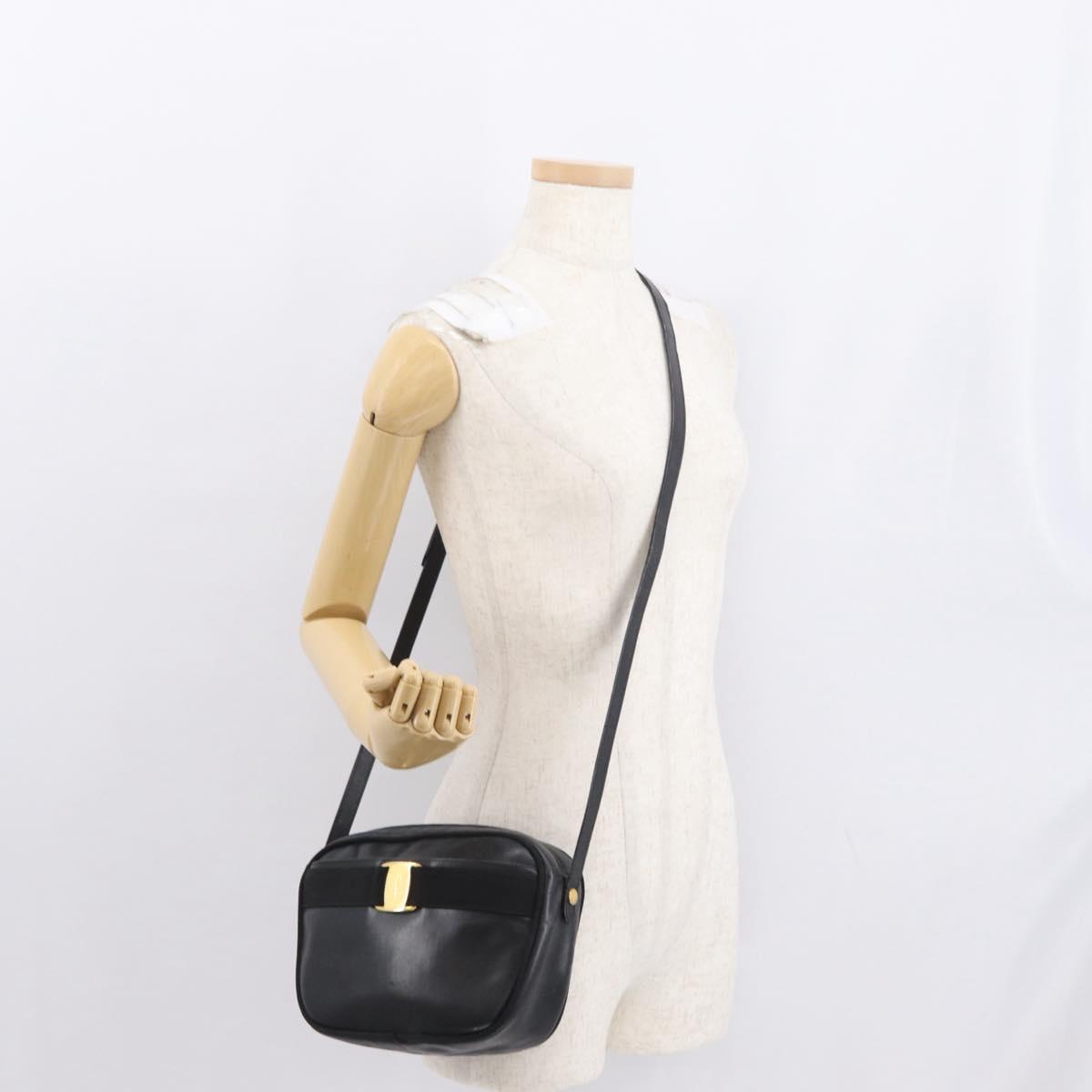 Salvatore Ferragamo Shoulder Bag Leather Black Gold Auth 164448