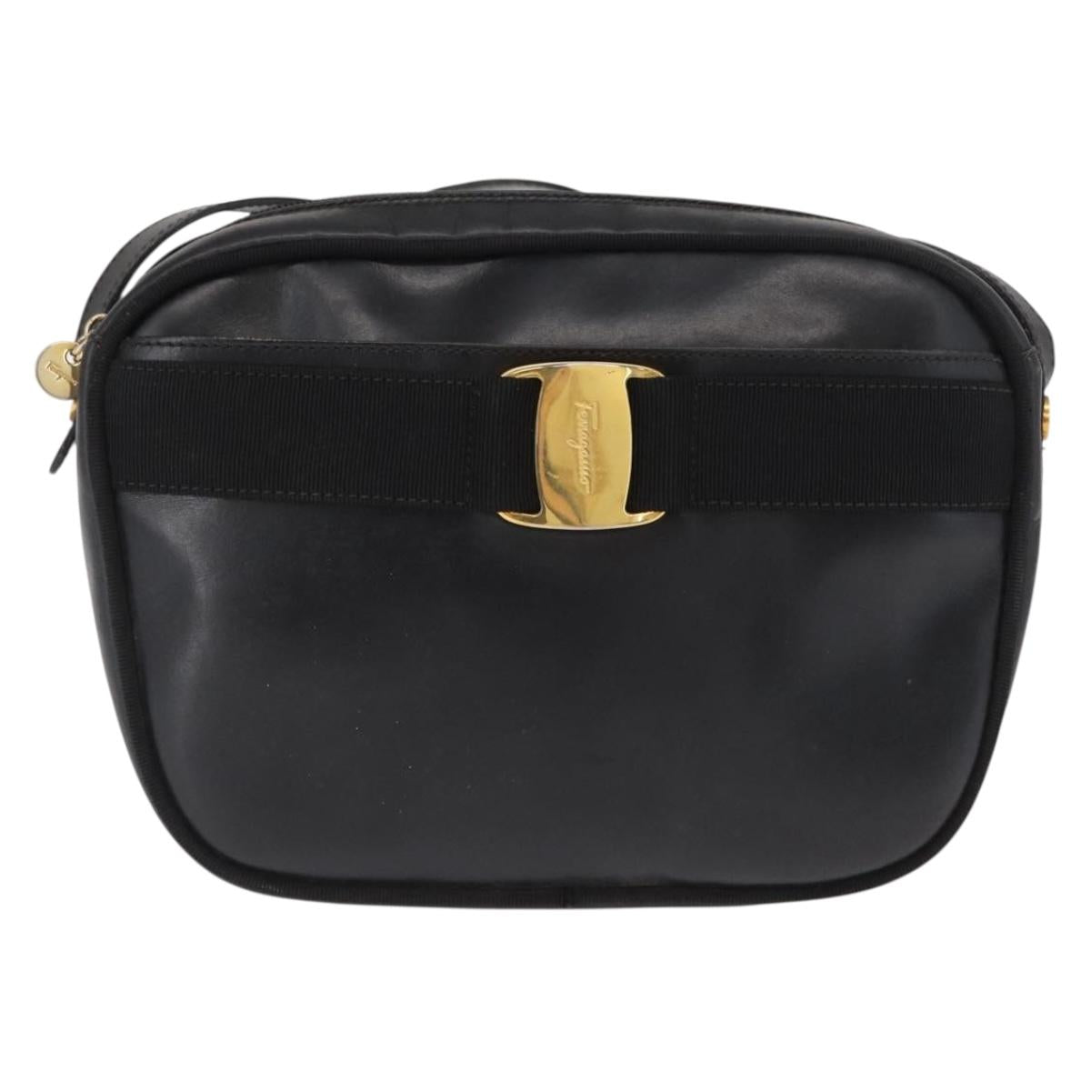 Salvatore Ferragamo Shoulder Bag Leather Black Gold Auth 164448