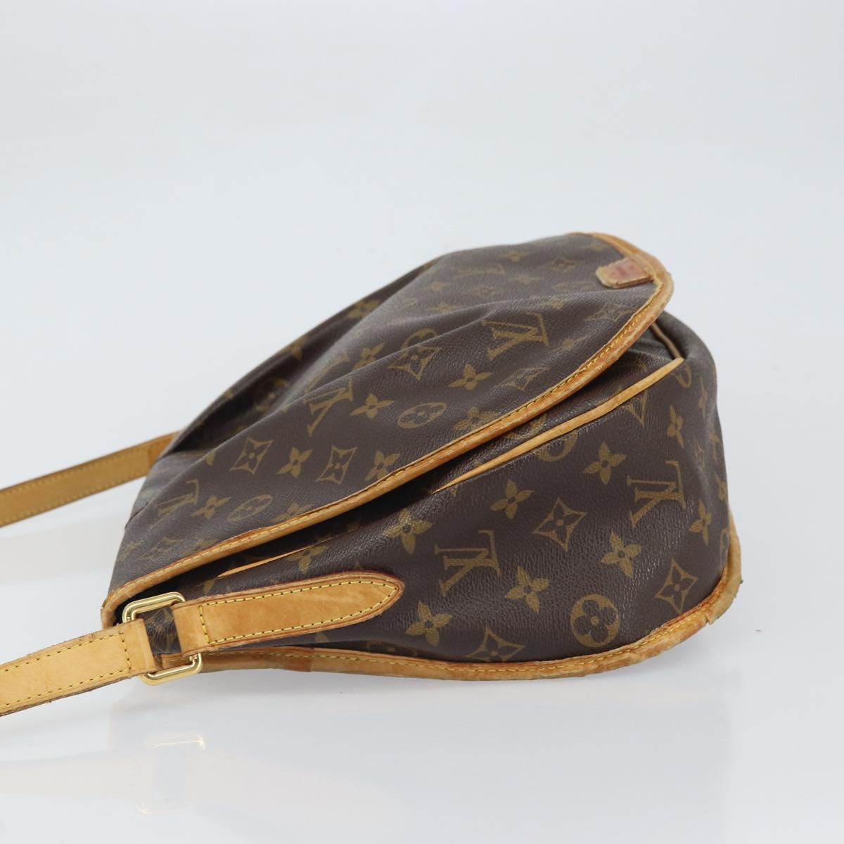 LOUIS VUITTON Monogram Menilmontant MM Shoulder Bag M40473 LV Auth 164555