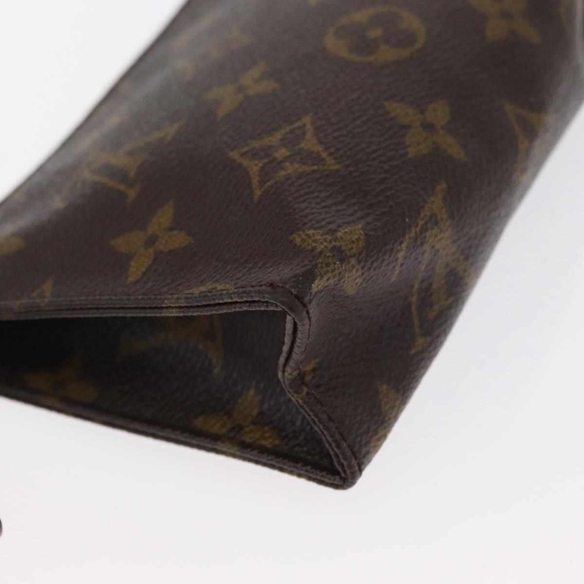 LOUIS VUITTON Monogram Poche Toilette 15 Pouch M47546 LV Auth 164567