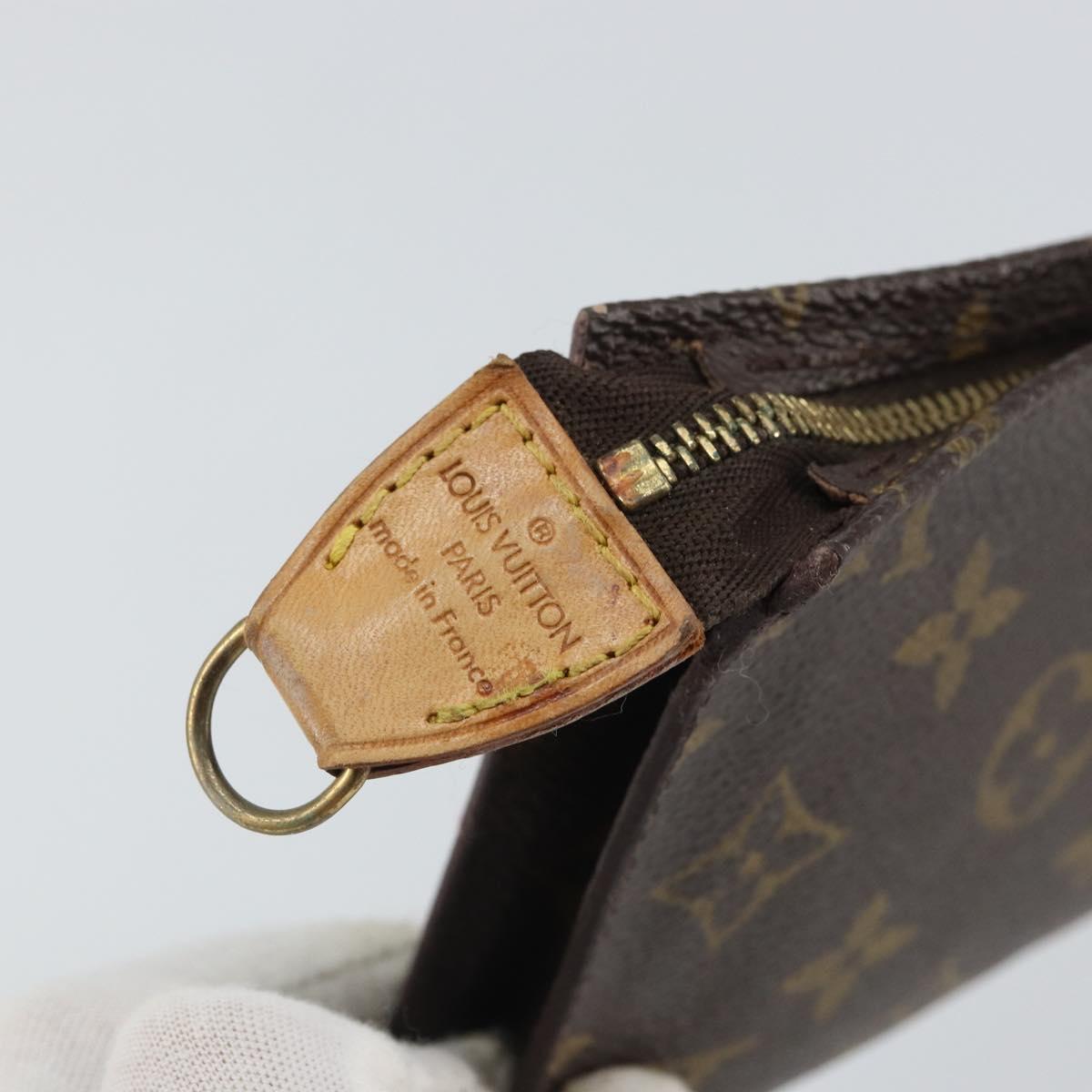 LOUIS VUITTON Monogram Bucket GM Accessory Pouch LV Auth 164569