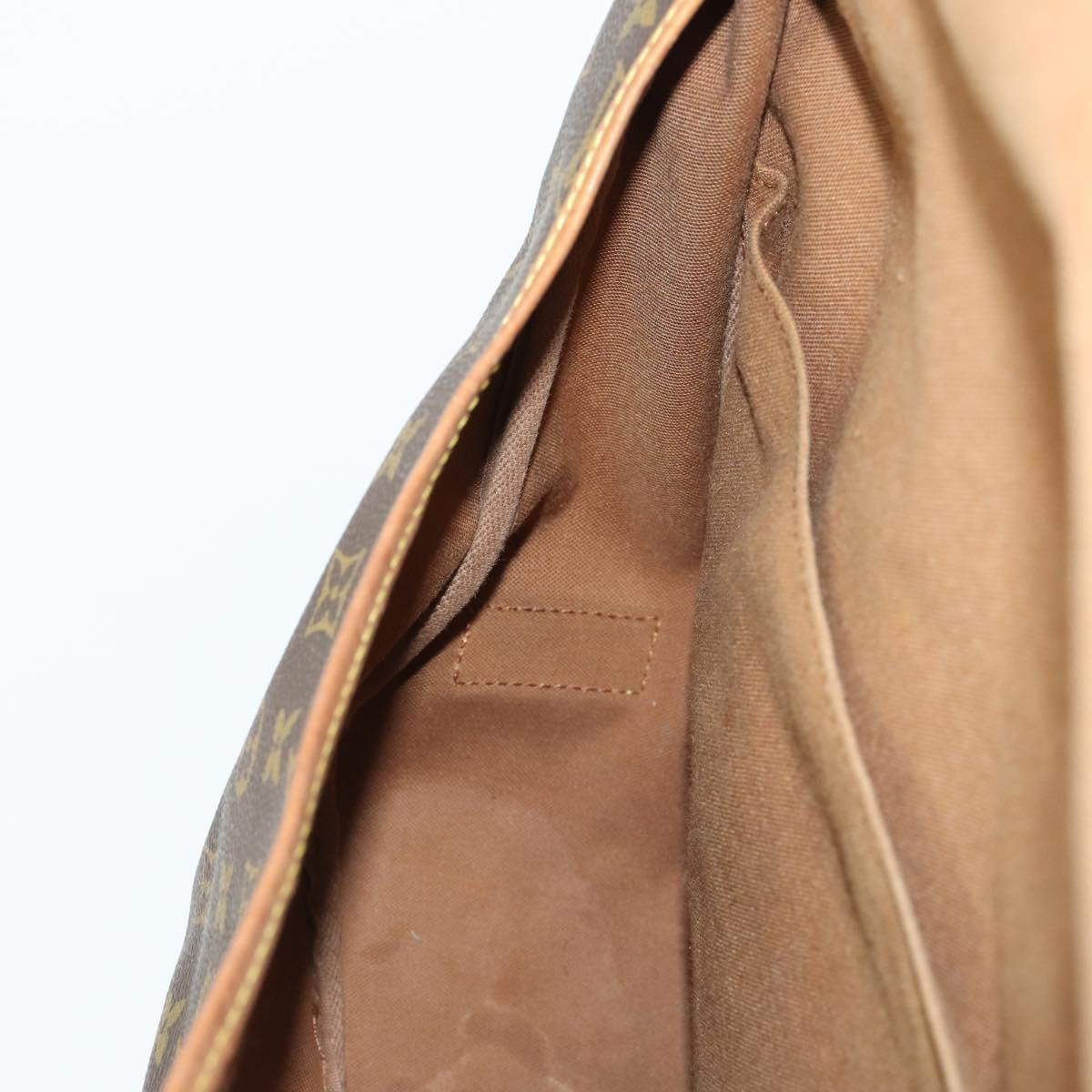 LOUIS VUITTON Monogram Saumur 43 Shoulder Bag M42252 LV Auth 164888