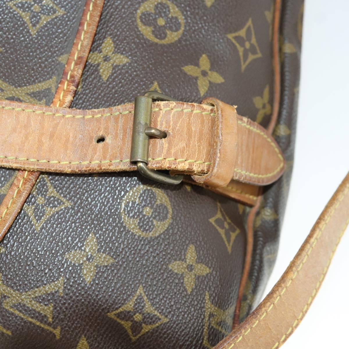 LOUIS VUITTON Monogram Saumur 43 Shoulder Bag M42252 LV Auth 164888