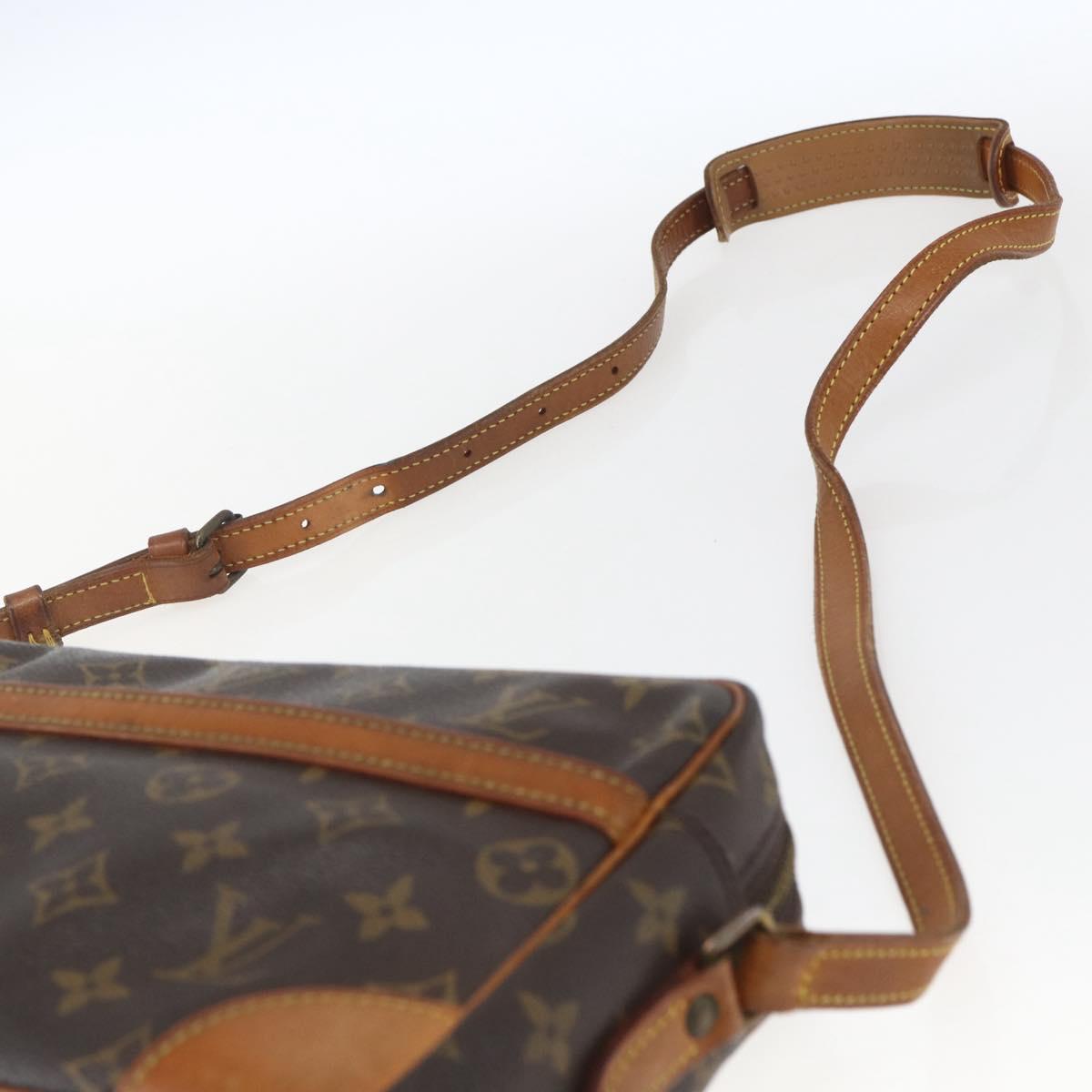 LOUIS VUITTON Monogram Trocadero 27 Shoulder Bag M51274 LV Auth 164980