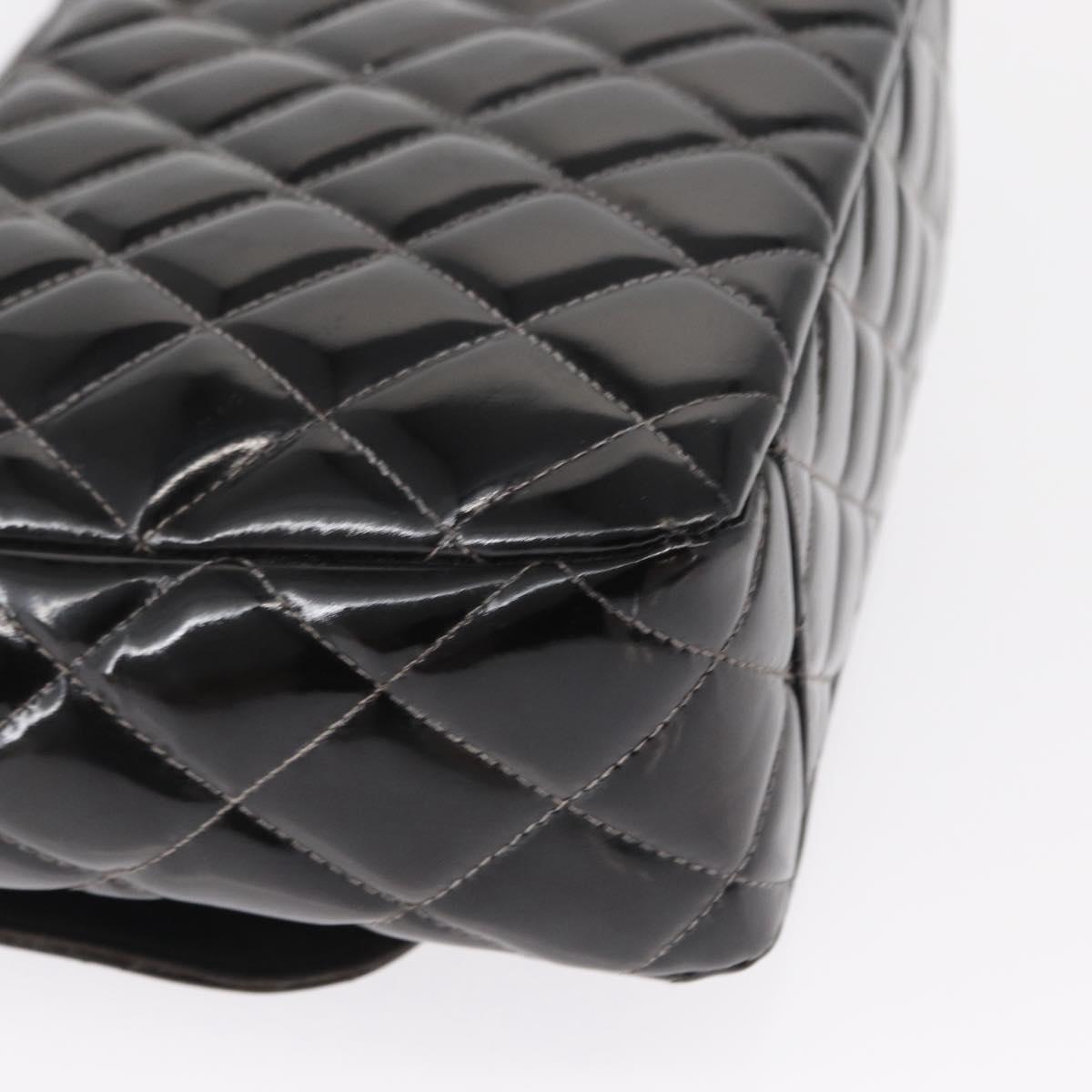 CHANEL Matelasse Shoulder Bag Patent leather Black CC Auth 165022