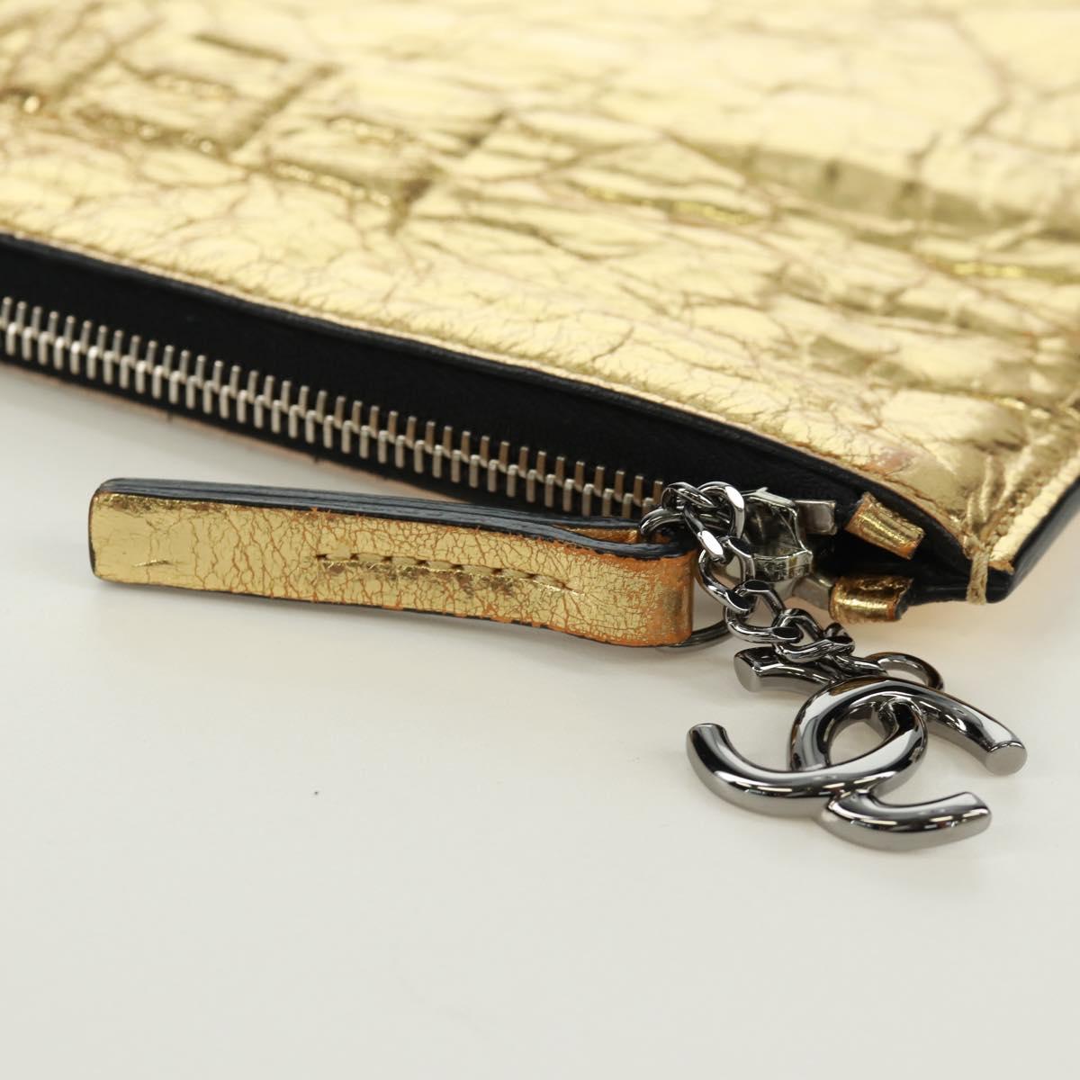 CHANEL Clutch Bag Leather Gold CC Auth 165360M