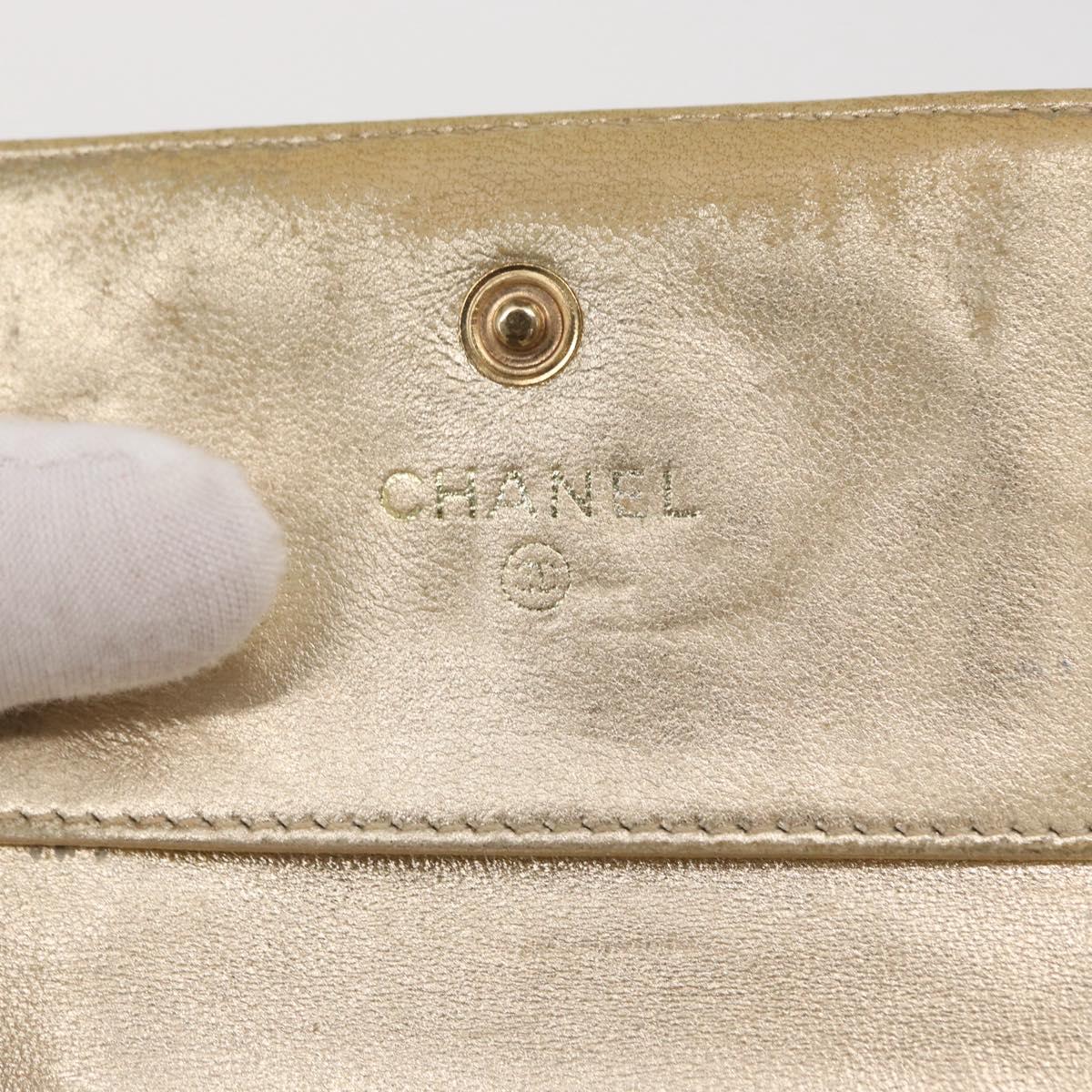 CHANEL Icon line Wallet Patent leather Gold CC Auth 165564