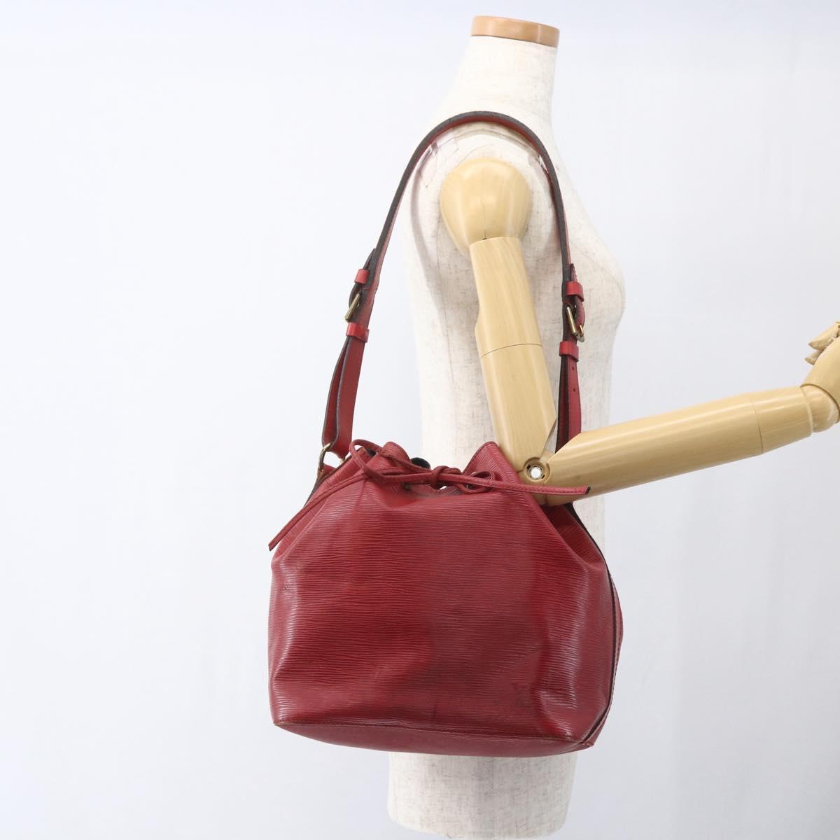 LOUIS VUITTON Epi Petit Noe Shoulder Bag Red M44107 LV Auth 165781