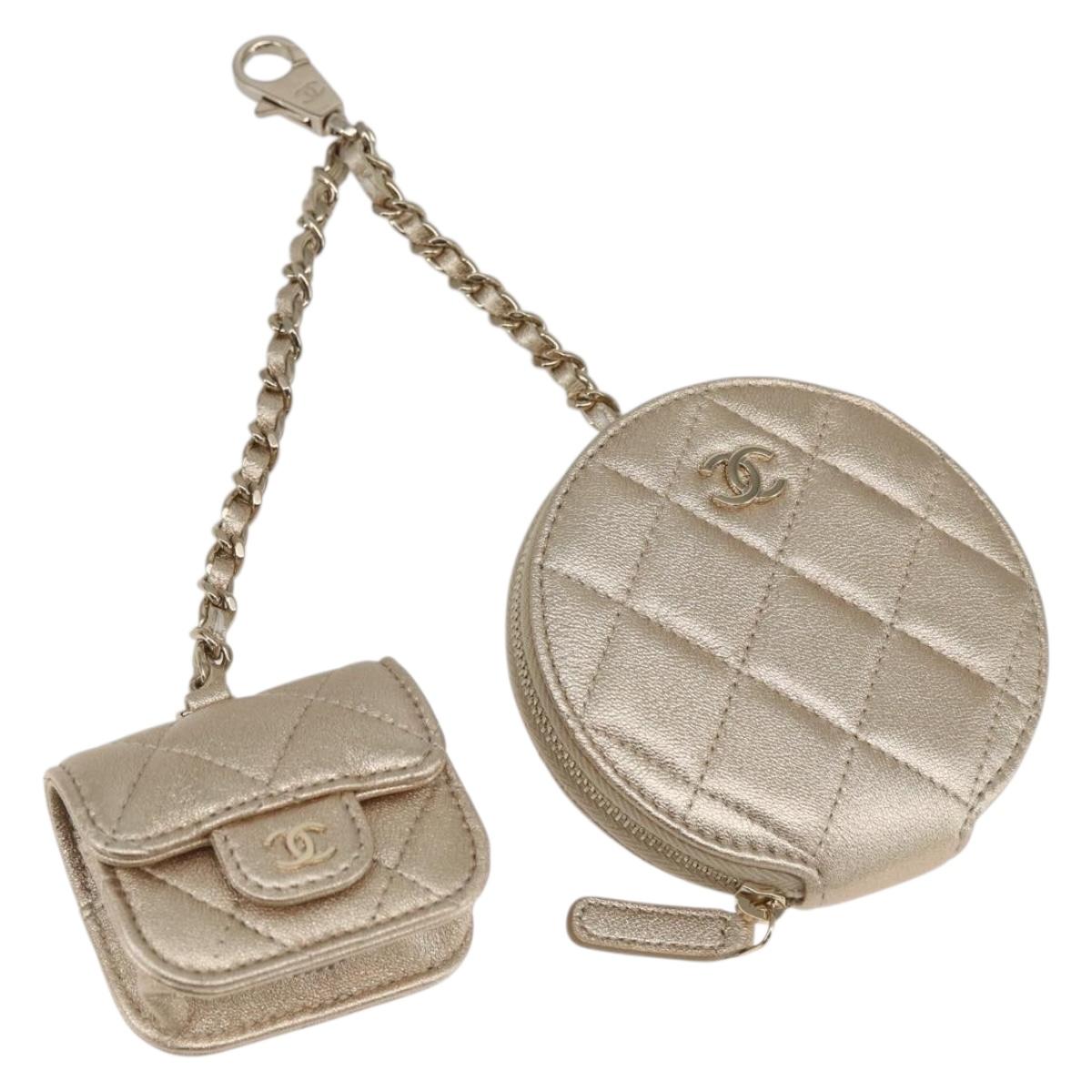 CHANEL Matelasse Air Pods case Coin Purse Lamb Skin Gold CC Auth 165948SM