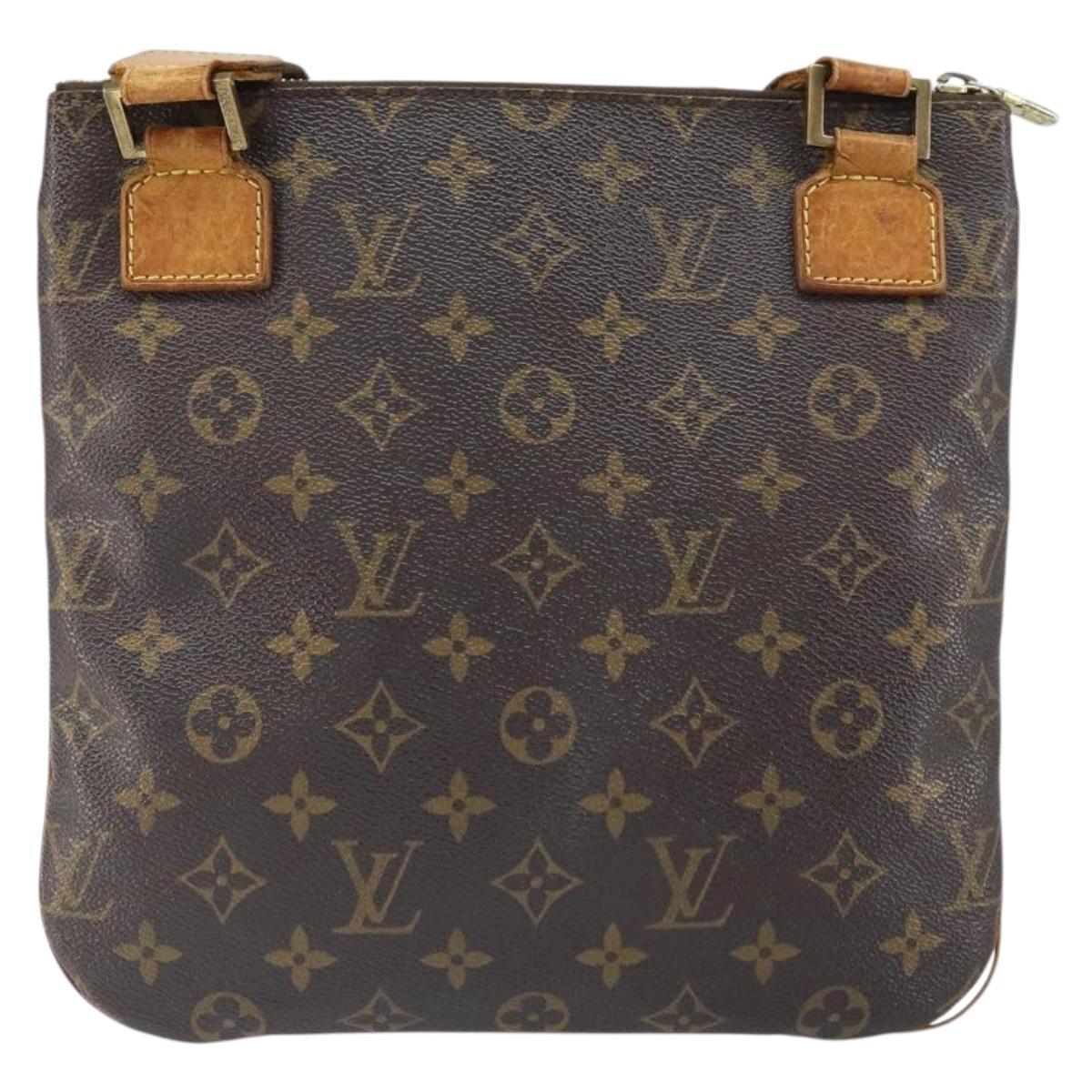 LOUIS VUITTON Monogram Pochette Bosphore Shoulder Bag M40044 LV Auth 166163
