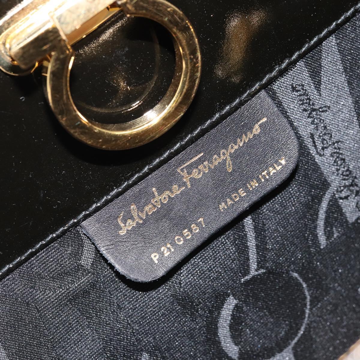 Salvatore Ferragamo Gancini Chain Bag Patent leather Black Gold Auth 166240