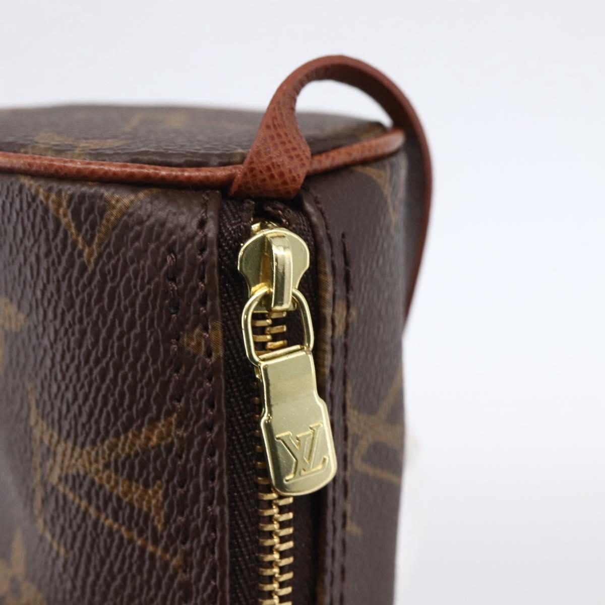 LOUIS VUITTON Monogram Papillon Pouch LV Auth 166262V