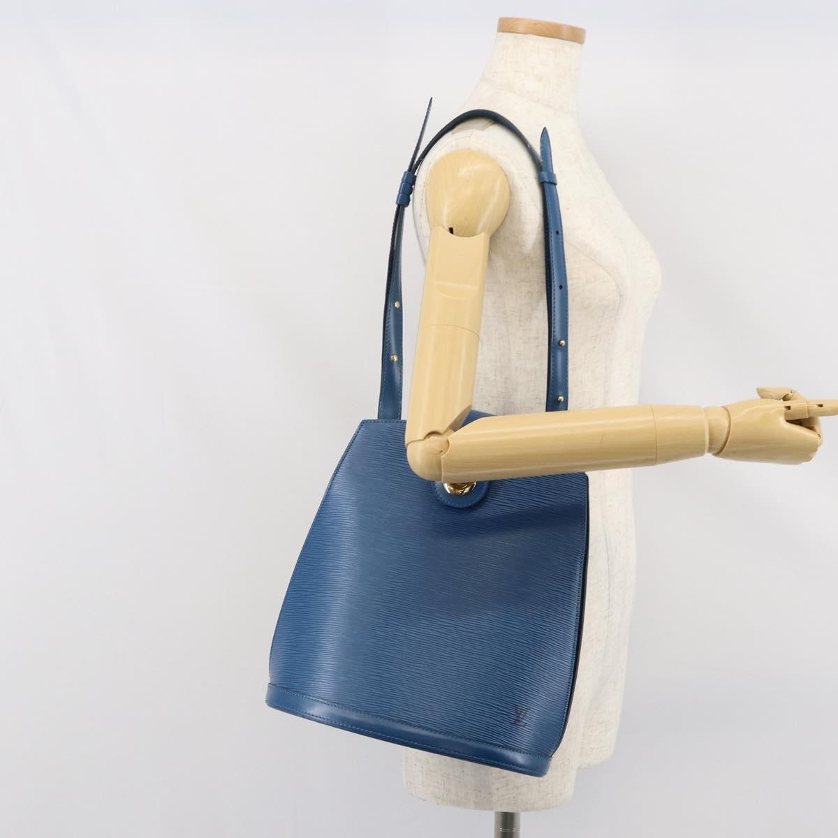 LOUIS VUITTON Epi Cluny Shoulder Bag Blue M52255 LV Auth 166287