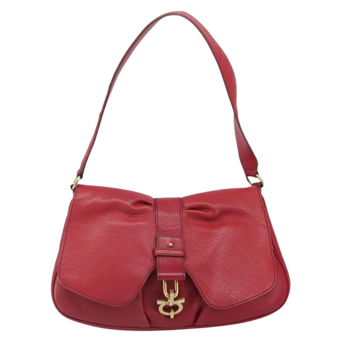 Salvatore Ferragamo Gancini Shoulder Bag Leather Red Gold Auth 166427
