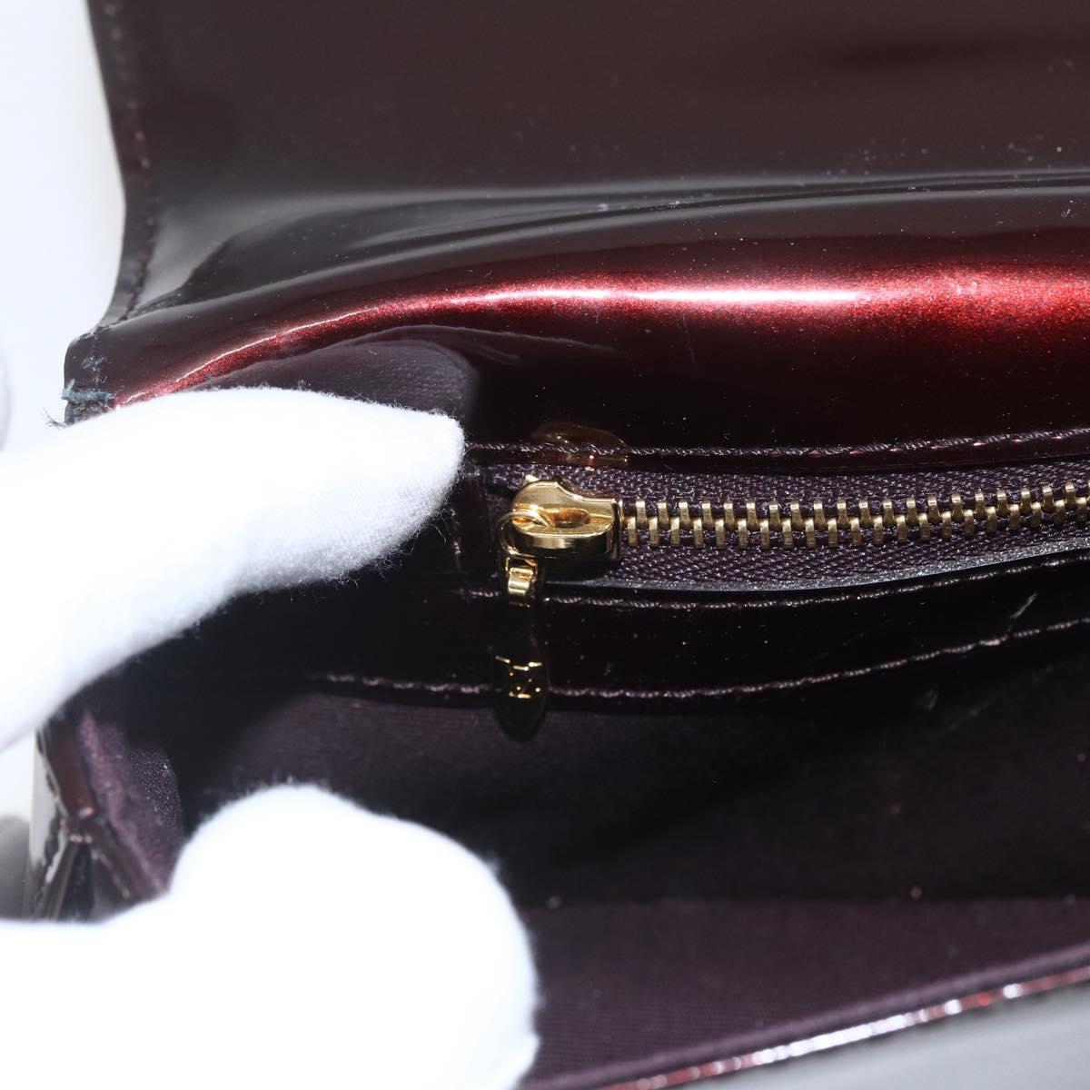 LOUIS VUITTON Vernis Pochette Sobie Clutch Bag Amarante M93728 LV Auth 166446A