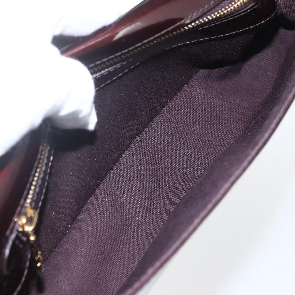 LOUIS VUITTON Vernis Pochette Sobie Clutch Bag Amarante M93728 LV Auth 166446A
