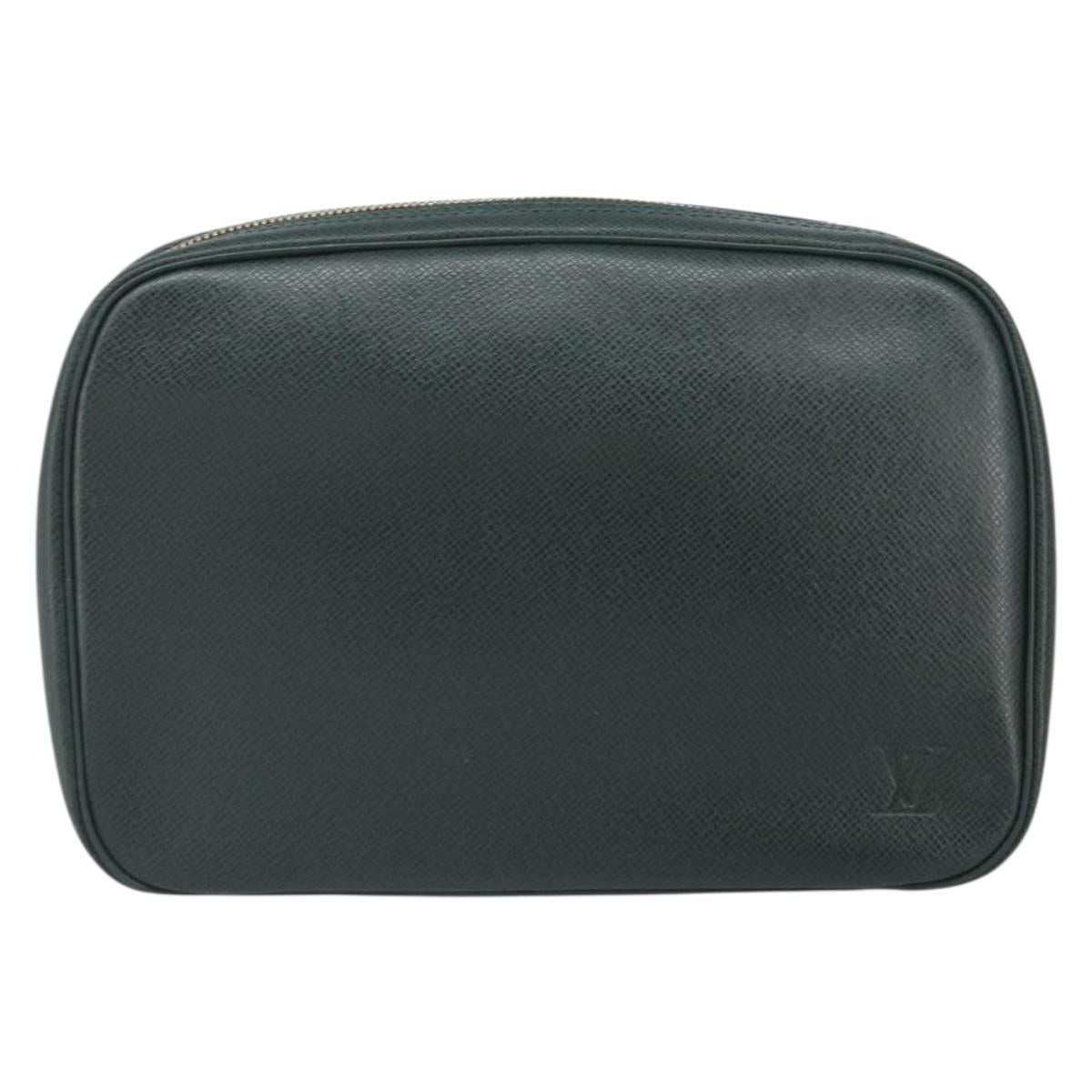LOUIS VUITTON Taiga Trousse Toilette GM Clutch Bag Epicea M30214 LV Auth 166571