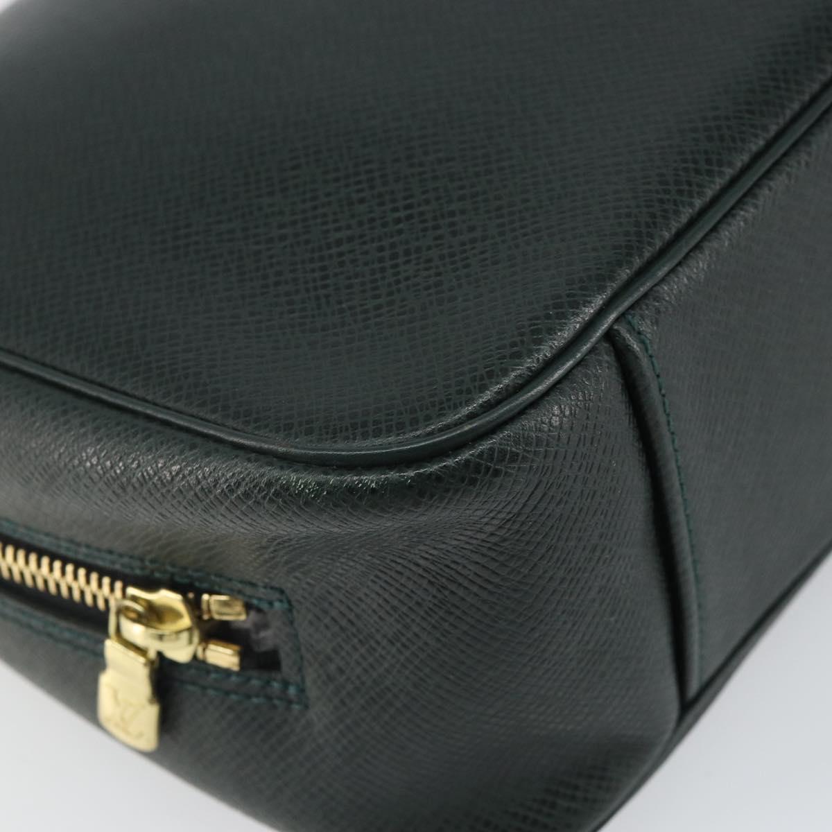 LOUIS VUITTON Taiga Trousse Toilette GM Clutch Bag Epicea M30214 LV Auth 166571