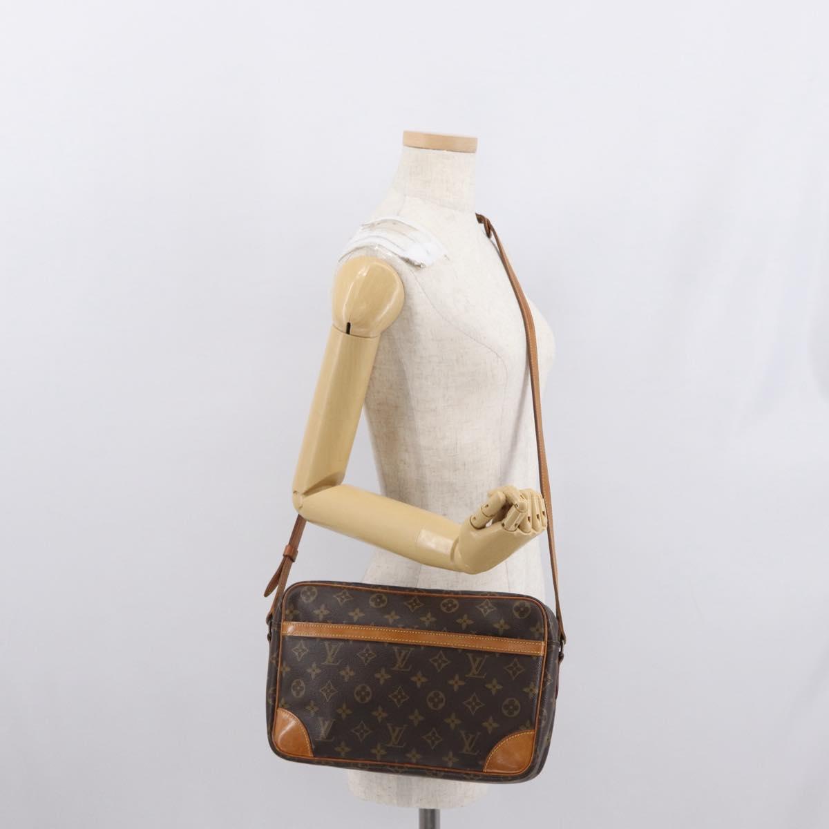 LOUIS VUITTON Monogram Trocadero 30 Shoulder Bag M51272 LV Auth 166585