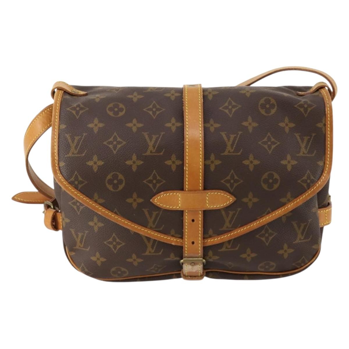 LOUIS VUITTON Monogram Saumur 30 Shoulder Bag M42256 LV Auth 166593