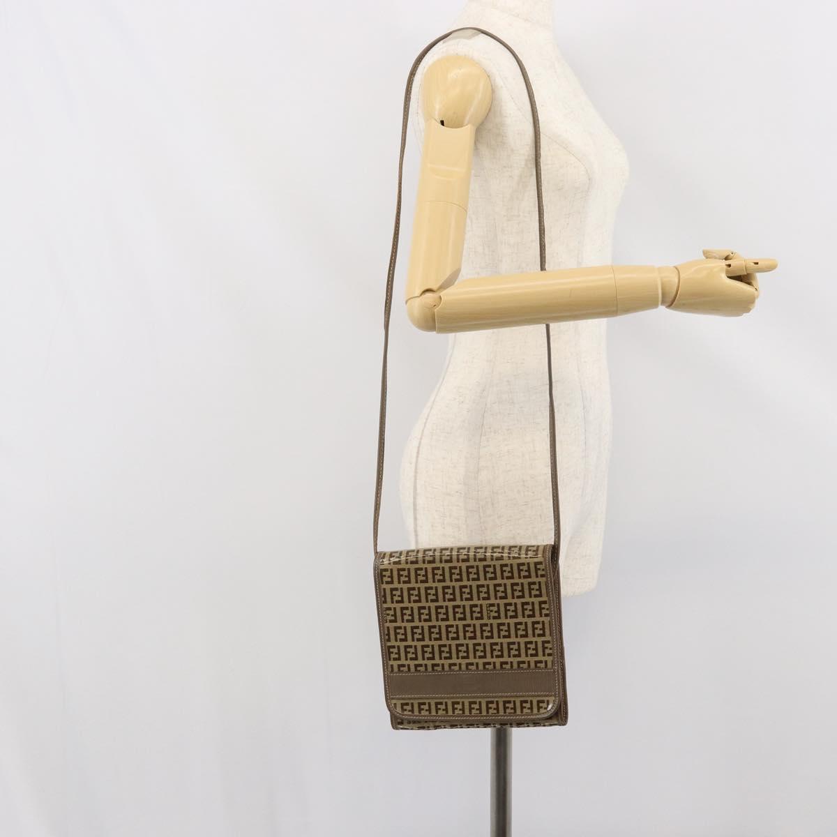 FENDI Zucchino Canvas Shoulder Bag Beige Auth 166774