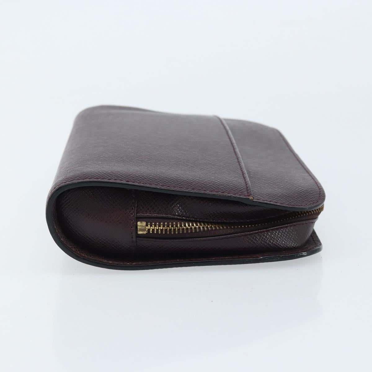 LOUIS VUITTON Taiga Baikal Clutch Bag Grizzly M30188 LV Auth 166830