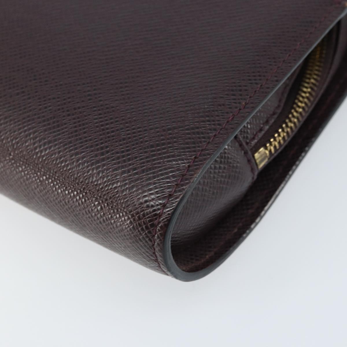 LOUIS VUITTON Taiga Baikal Clutch Bag Grizzly M30188 LV Auth 166830