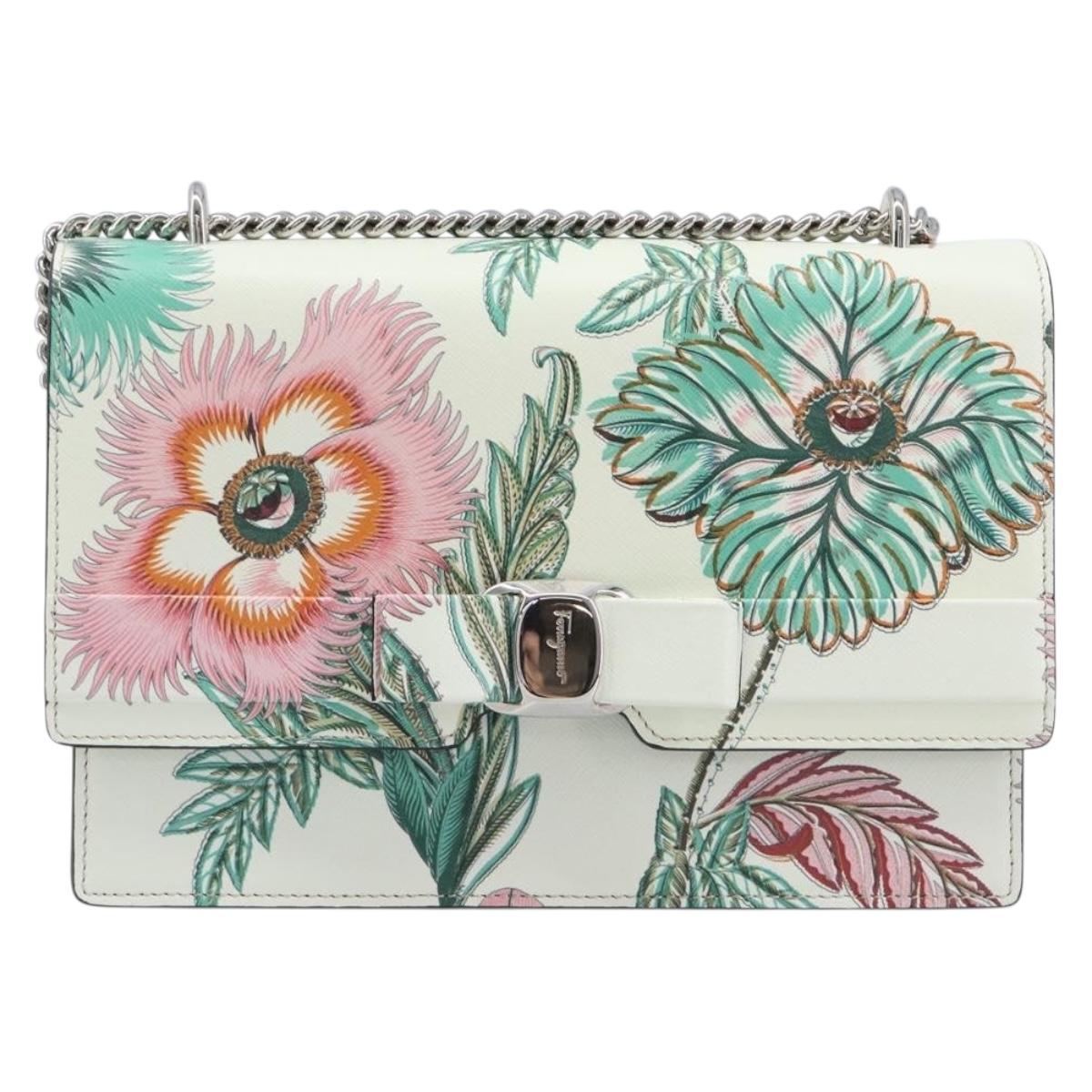 Salvatore Ferragamo Vala Chain Shoulder Bag Leather White Silver Auth 167834V