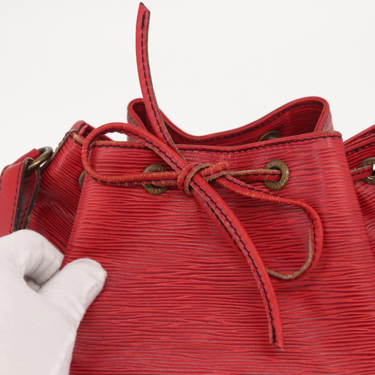 LOUIS VUITTON Epi Noe Shoulder Bag Red M44007 LV Auth 167998