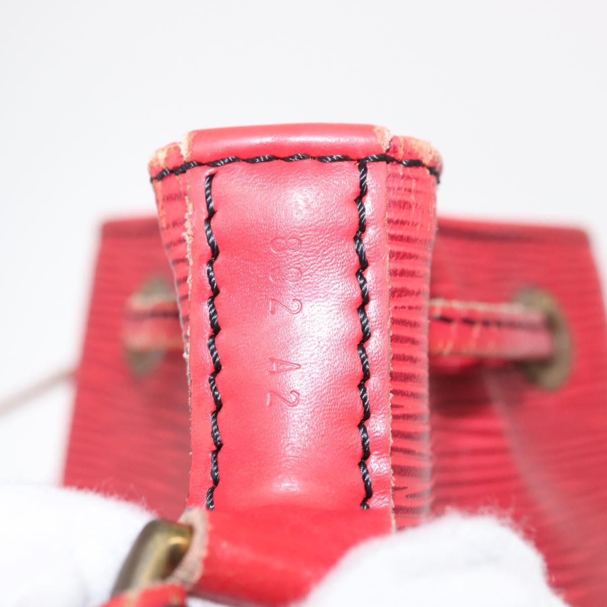 LOUIS VUITTON Epi Noe Shoulder Bag Red M44007 LV Auth 167998