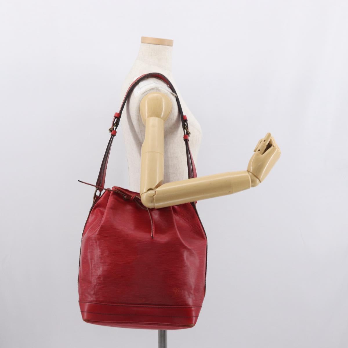 LOUIS VUITTON Epi Noe Shoulder Bag Red M44007 LV Auth 167998