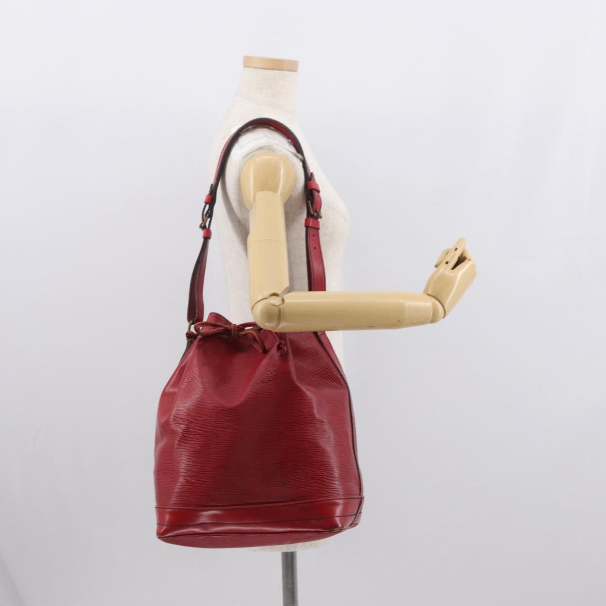 LOUIS VUITTON Epi Noe Shoulder Bag Red M44007 LV Auth 168128
