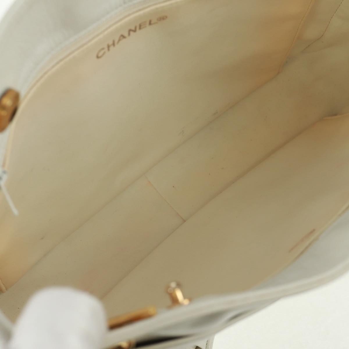 CHANEL Matelasse Chain Shoulder Bag Lamb Skin White Gold CC Auth 168177V