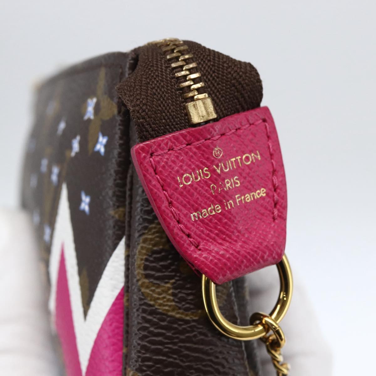 LOUIS VUITTON Monogram Ski Bear Mini Pochette Accessoires M67769 Auth 168214SM