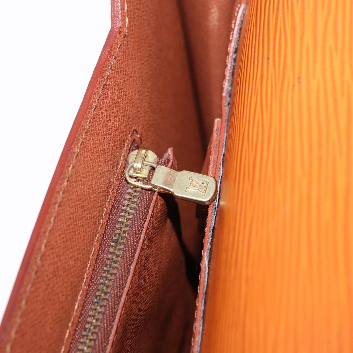 LOUIS VUITTON Epi Porte Documents Bandouliere Zipangu Gold M54468 LV Auth 168237