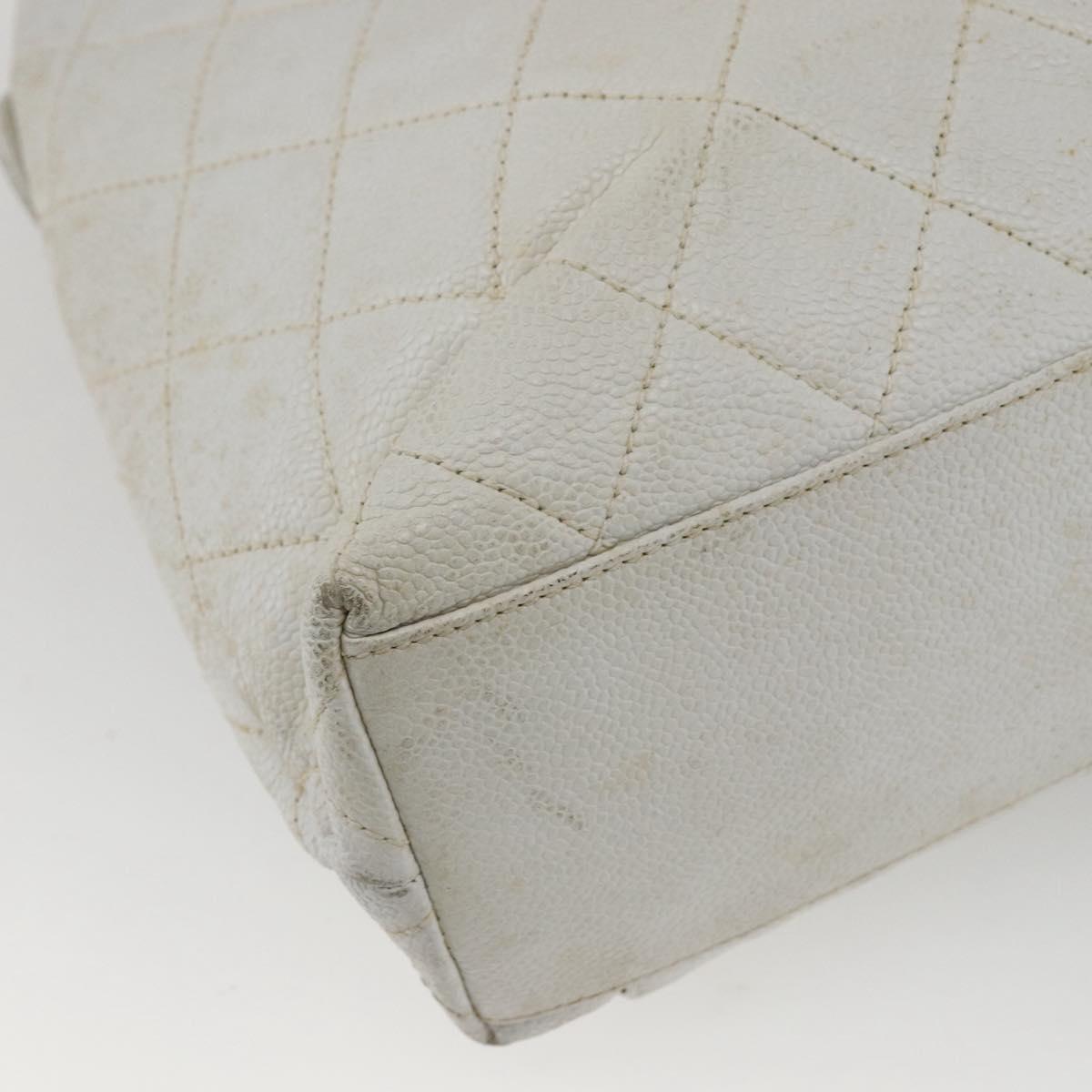 CHANEL Matelasse Chain Shoulder Bag Caviar Skin White Gold CC Auth 168296