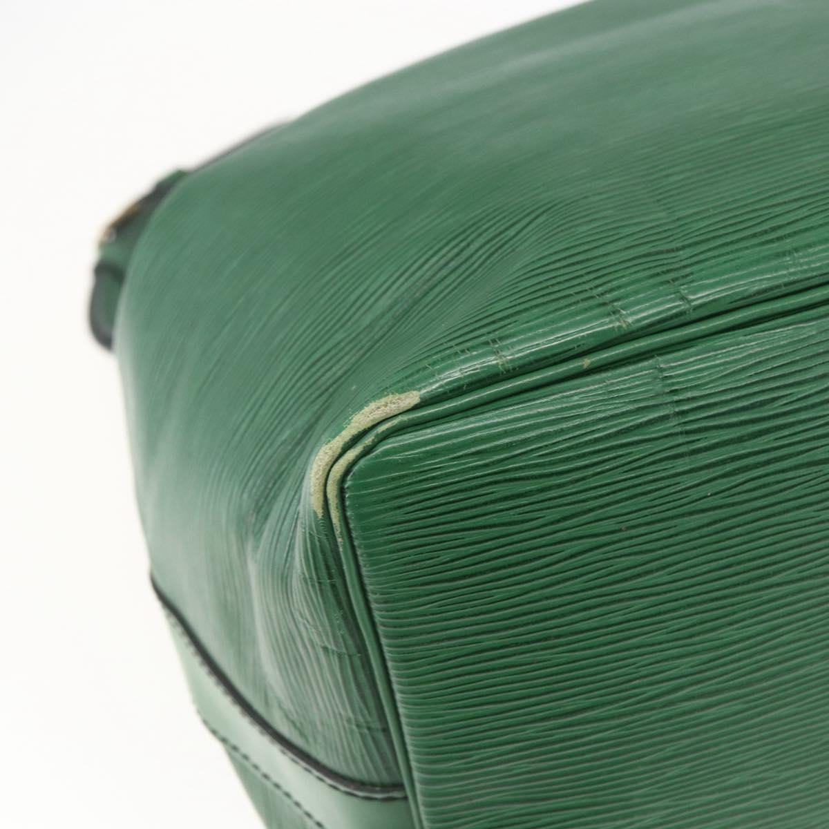 LOUIS VUITTON Epi Petit Noe Shoulder Bag Green M44104 LV Auth 168370
