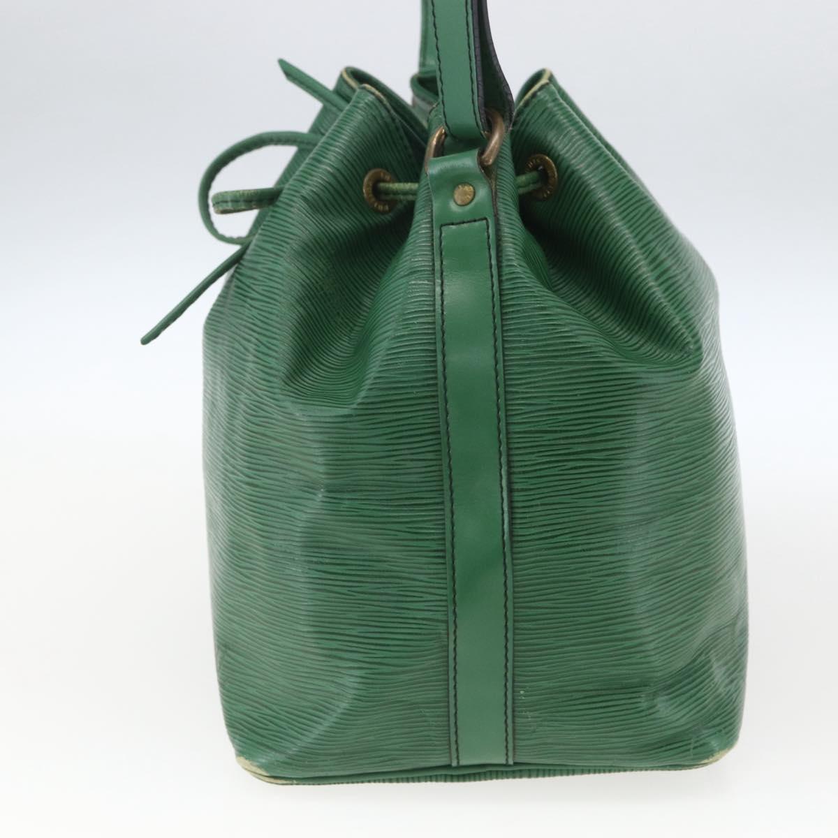 LOUIS VUITTON Epi Petit Noe Shoulder Bag Green M44104 LV Auth 168370