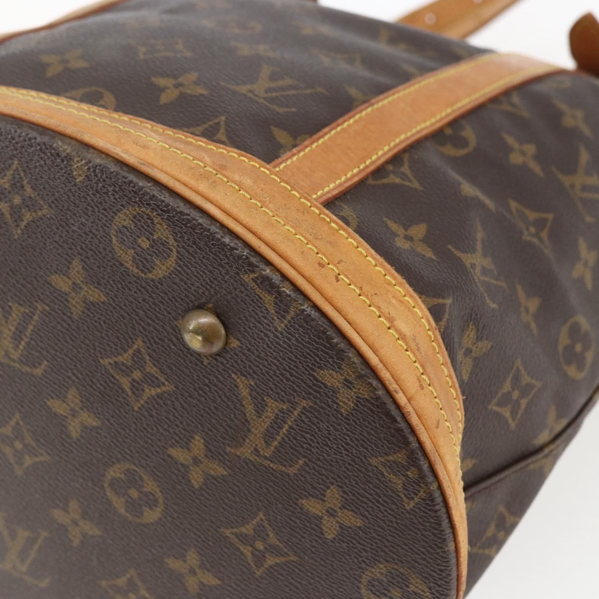 LOUIS VUITTON Monogram Bucket GM Shoulder Bag M42236 LV Auth 168384