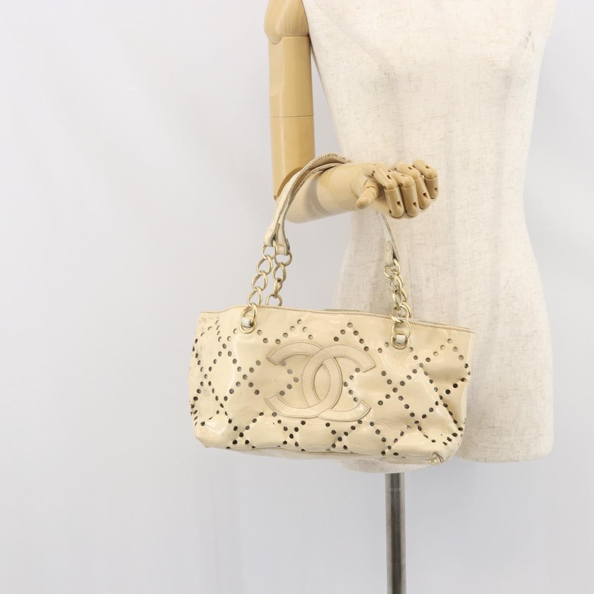 CHANEL Hand Bag Patent leather Ivory Gold CC Auth 168387